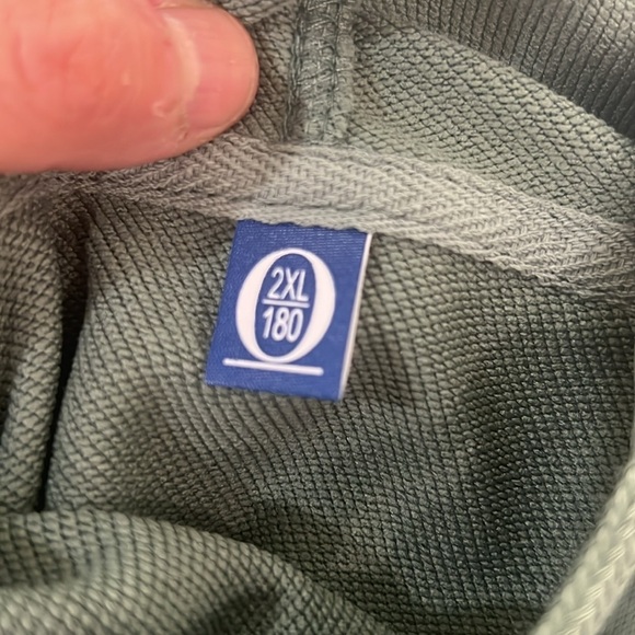 Sweater with dogs - NWOT size xxl green. No material label - Picture 6 of 6